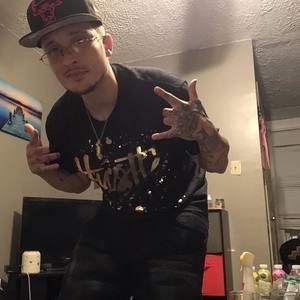 Meet your Posher, Logan